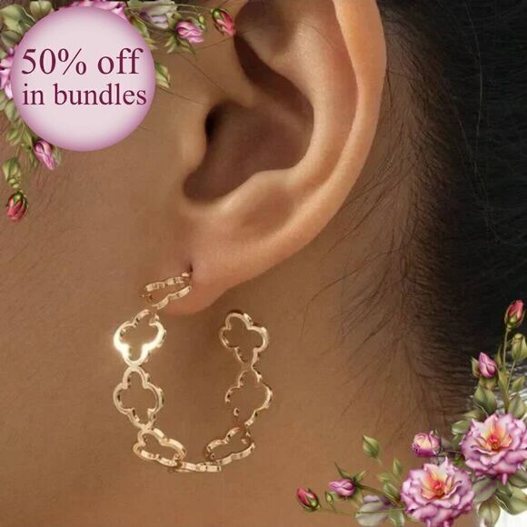 Hollow Out Small Flower Simple Earring Set, Festival earrings - Picture 1 of 13